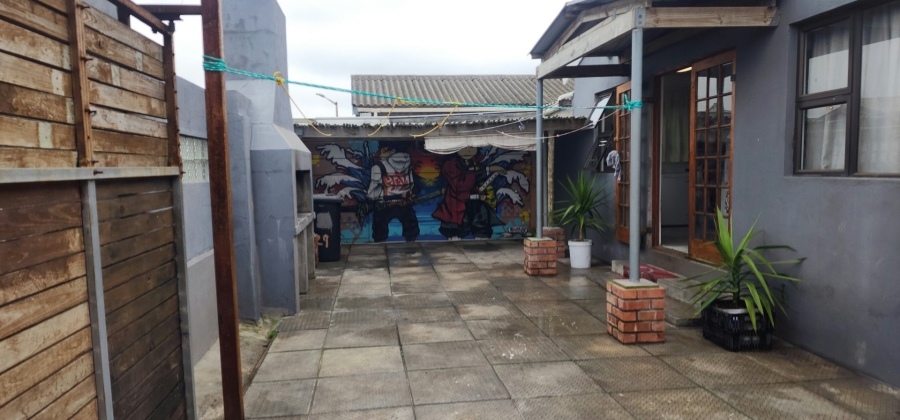 3 Bedroom Property for Sale in New Woodlands Western Cape